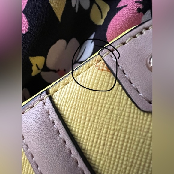 *SOLD* Kate Spade Go Fly a Kite Wallet - Picture 15 of 16